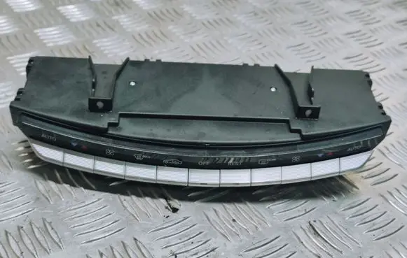Mercedes-Benz S W221 Climate control unit A2218704358 A2214422523