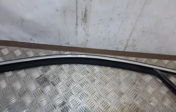 Porsche Cayenne (92A) Front door glass trim molding 7P0837432D 7P0837432