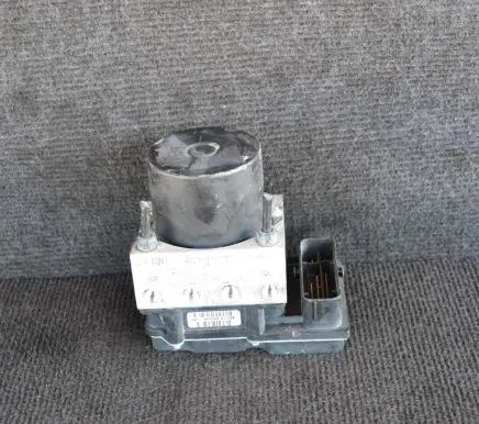 Volkswagen Polo ABS Pump