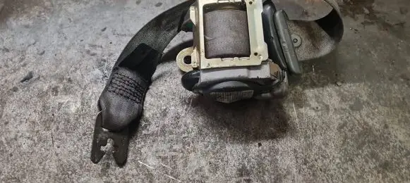 Volvo XC90 Third row seat belt 8626793