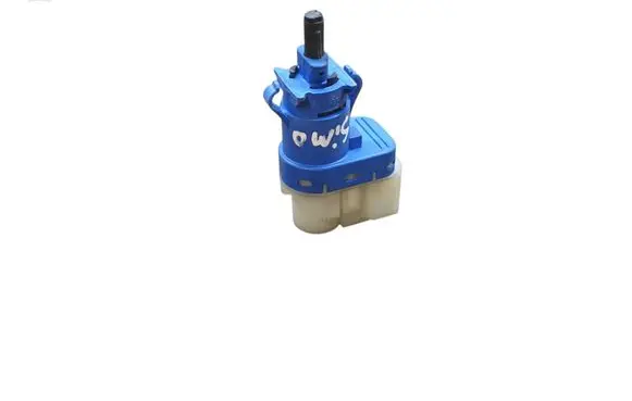 Iveco Daily 6th gen Brake pedal sensor switch 50520116