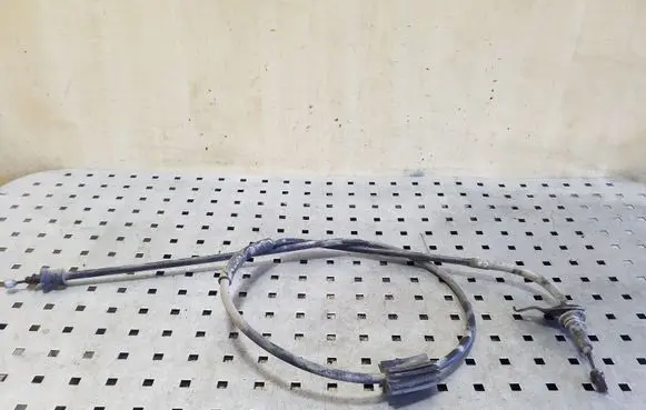 Handbrake/parking brake wiring cable