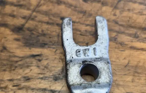Opel Antara Fuel Injector clamp holder 