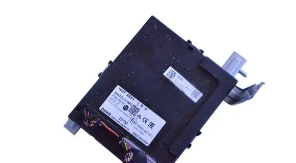Audi TT TTS RS Mk3 8S Central body control module 954A0J7HM0