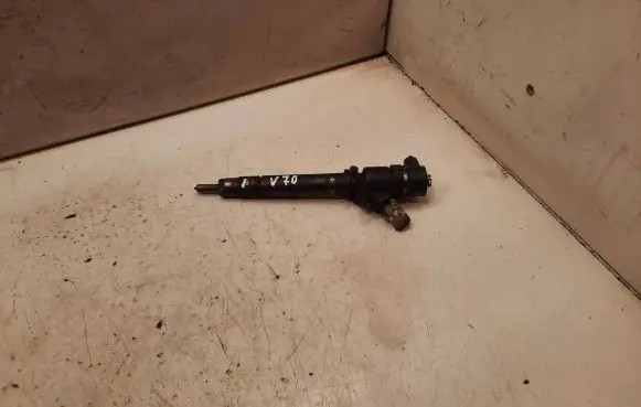 Volvo V70 Fuel injector 0445110078 8658352