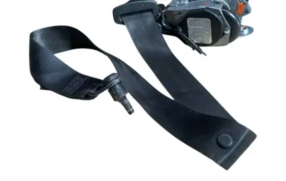 Ford Focus Front seatbelt BM5161295ACW 617231900