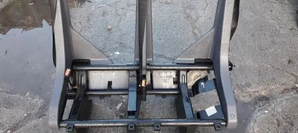 Mercedes-Benz Vito Viano W638 Front passenger seat console base 
