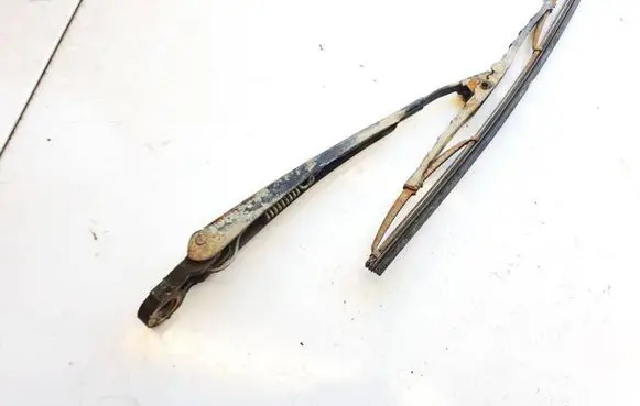 Skoda Octavia Mk1 (1U) Rear wiper blade arm 1u9955707b