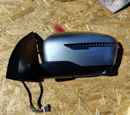 Nissan Qashqai Front door electric wing mirror 20805003
