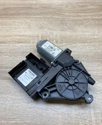 Volkswagen Touran I Front door window regulator motor 1K0959792C 1T0959702