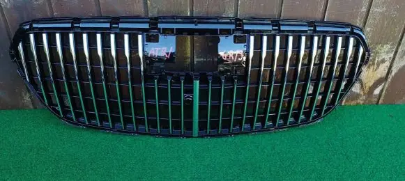 Mercedes-Benz S Z223 Maybach Front bumper upper radiator grill 40504974