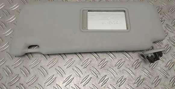 Sun visor