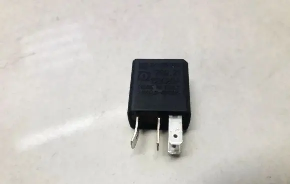 Opel Zafira A Other relay 24432680