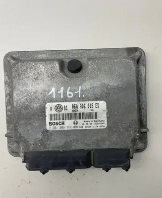 Audi A3 S3 8L Engine control unit/module 0261206322 06A906018ED
