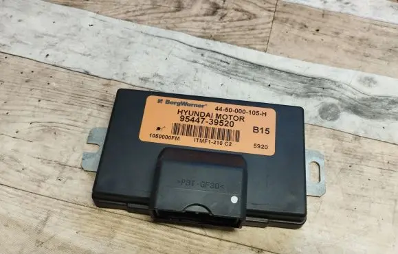 Hyundai Santa Fe Gearbox control unit/module 9544739520