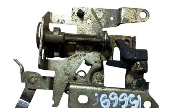 Volkswagen Transporter - Caravelle T4 Sliding door lock 7D1843654B