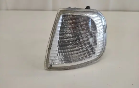 Volkswagen Caddy Front indicator light 185214B