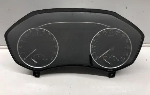 Speedometer (instrument cluster)