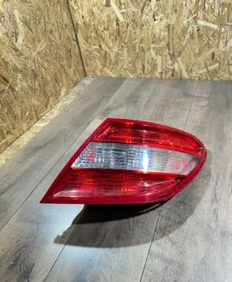 Mercedes-Benz C W204 Rear/tail lights 2048200264