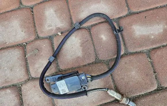 Citroen Berlingo Lambda probe sensor 9830288780