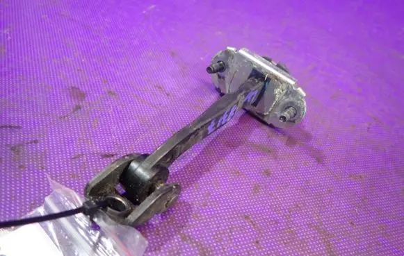 Ford Fusion Front door check strap stopper
