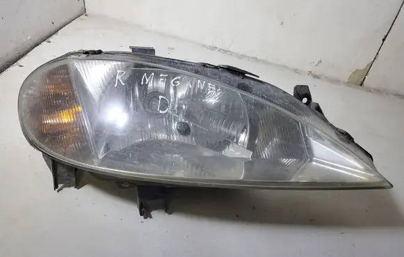 Renault Megane I Headlight/headlamp 7700427868D