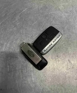 Land Rover Range Rover Sport L320 Ignition key/card BJ3214C376AA