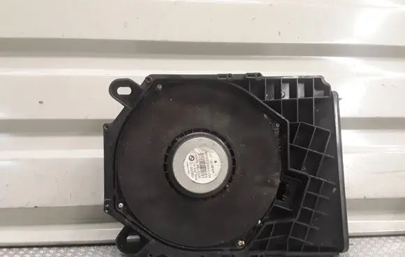 BMW 1 E81 E87 Subwoofer speaker 18820010 902275492902