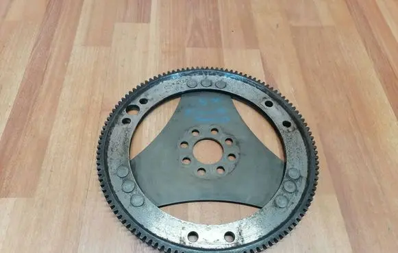 Volkswagen Touareg I Flywheel 070105323A