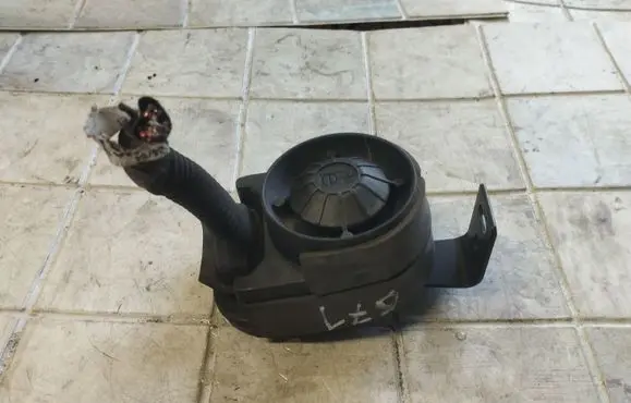 Toyota RAV 4 (XA30) Alarm system siren V32523 XG5V4501