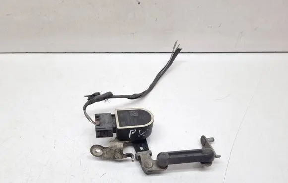 BMW 5 F10 F11 Headlight/headlamp level sensor 6860843 37146860843