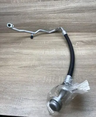 Volkswagen PASSAT B8 Air conditioning (A/C) pipe/hose 5Q0820743M 4396688