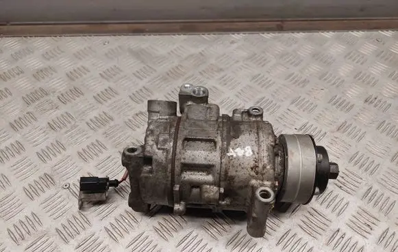 Audi A8 S8 D4 4H Air conditioning (A/C) compressor (pump) 4H0260805H