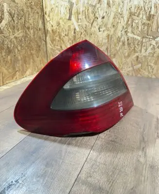 Mercedes-Benz E W211 Rear/tail lights 334681L 334621L
