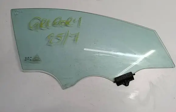 Hyundai i40 Front door window glass four-door 78325