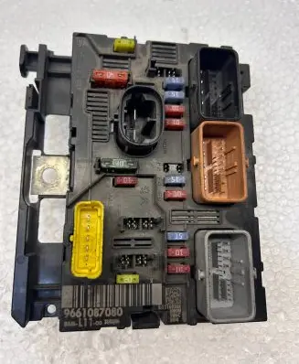 Peugeot 307 BSM Control unit 9661087080