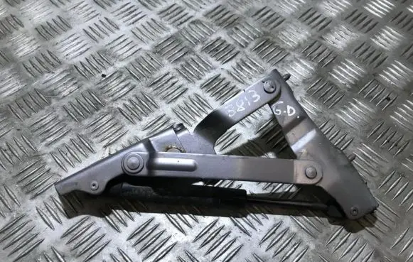 Mazda RX8 Tailgate/trunk/boot hinge 