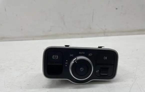 Mercedes-Benz A W177 Light switch A2479052902