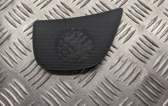 Side speaker trim/cover