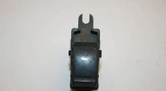 Nissan X-Trail T30 Electric window control switch
