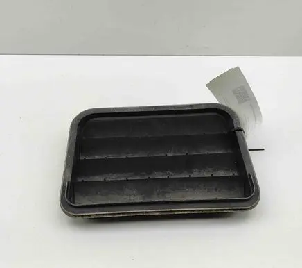 Porsche Panamera (970) Quarter panel pressure vent 7PP819181