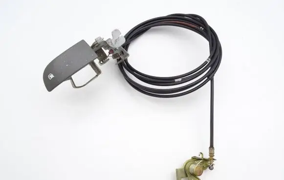 Mazda 6 Fuel cap flap release cable