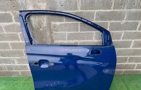 Opel Crossland X Rear door 