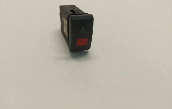 Skoda Octavia Mk1 (1U) Hazard light switch 1U0953235C