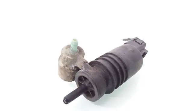 Skoda Octavia Mk2 (1Z) Windscreen/windshield washer pump