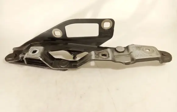 Audi TT Mk1 Engine bonnet/hood hinges 8N0823301