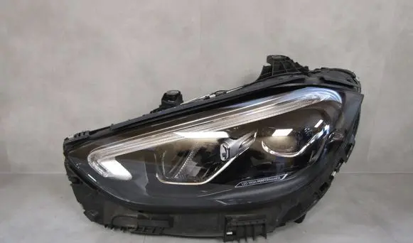 Mercedes-Benz C W206 Headlight/headlamp A2069066104 LE19A6437