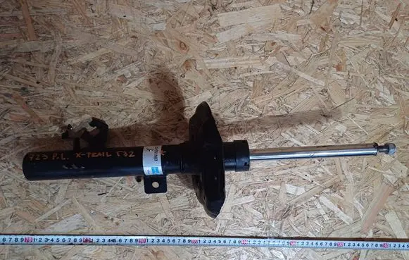 Nissan X-Trail T32 Front shock absorber/damper 22251503