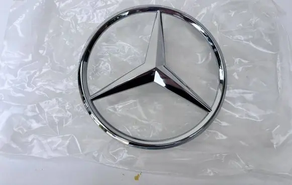Mercedes-Benz C W204 Manufacturer badge logo/emblem A2078170016