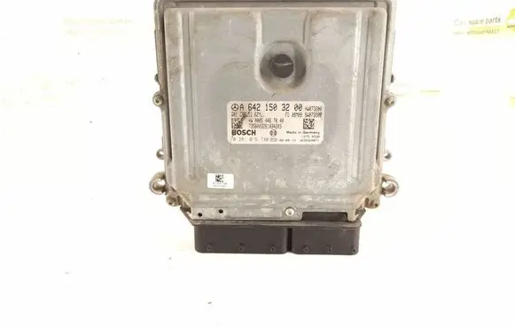 Mercedes-Benz GLK (X204) Engine control unit/module 6421503200 6429003100